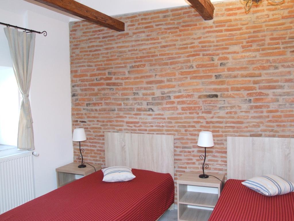 Blue House Hotel Брашов Стая снимка