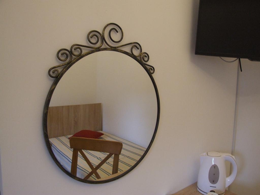 Blue House Hotel Брашов Екстериор снимка