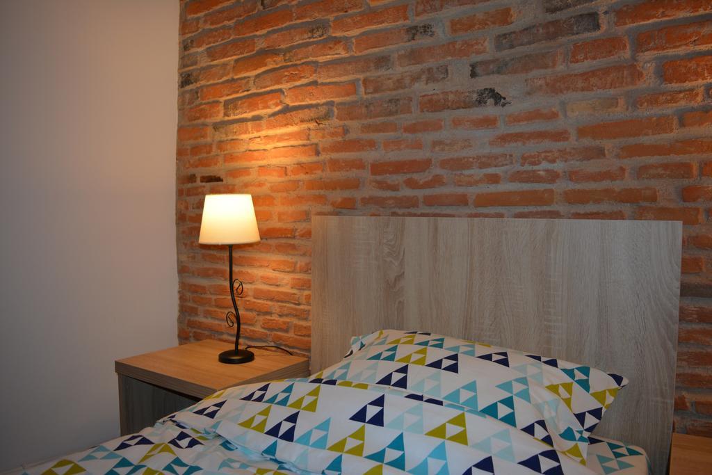 Blue House Hotel Брашов Стая снимка
