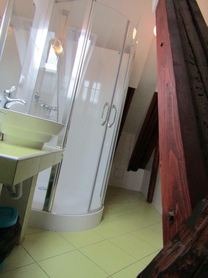 Blue House Hotel Брашов Екстериор снимка
